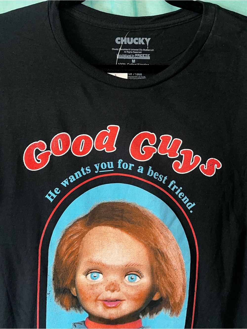 Chucky Good Guys Black Graphic  T-Shirt Unisex - Picture 2 of 6